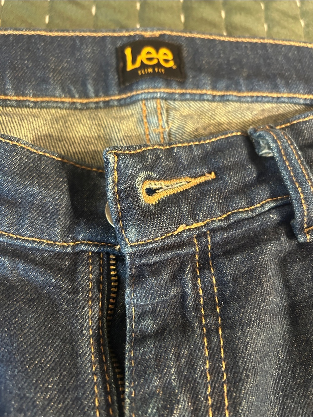 Lee Men's Dark Blue Denim Jeans with Contrast Stitching